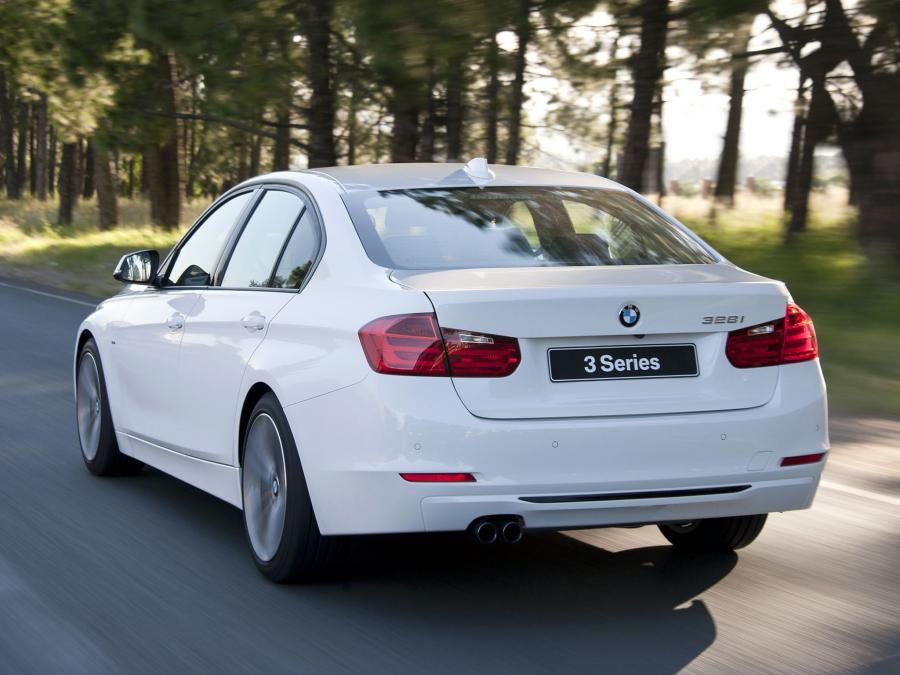  BMW 328i Sedan Sport Line 2012 года  (ZA) (фото 2 из 16)